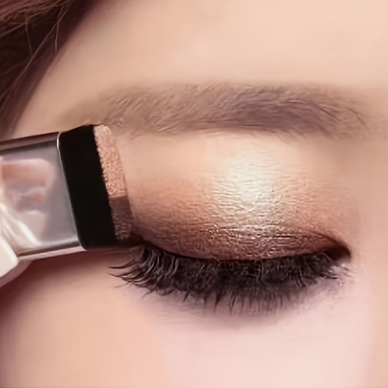 Dual-Tone Eyeshadow Palette One Stroke Application