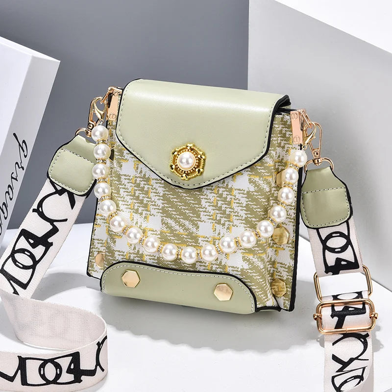 Checkered Mini Crossbody – Dual‑Purpose Phone Bag for Daily Essentials