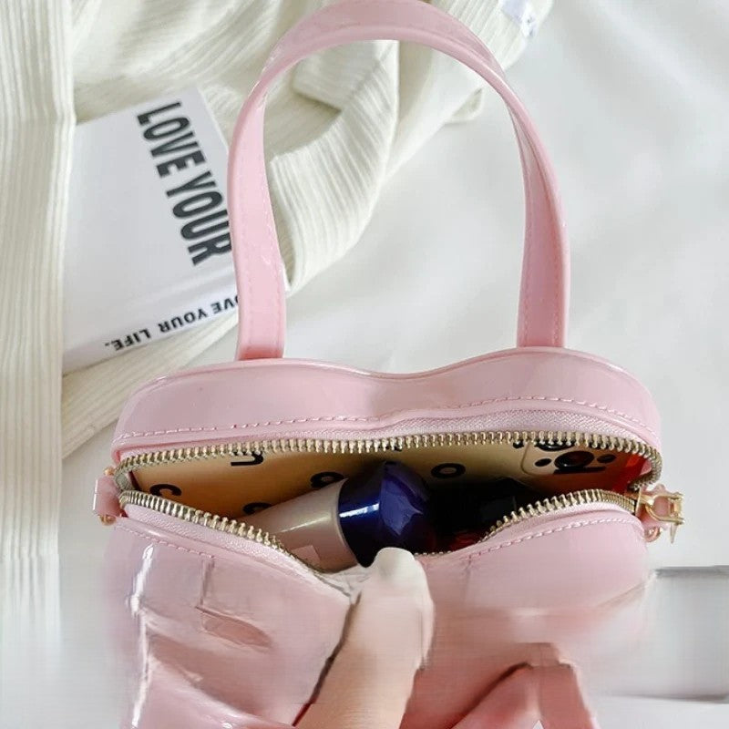 Heart-Shaped Mini Handbag – Glossy Crossbody Bag with Chain Strap