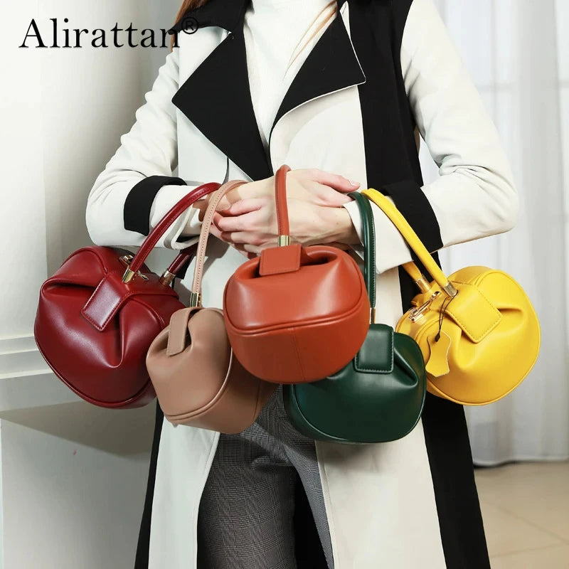Women’s Retro Leather Dumpling Bag – 2026 Fashion Handbag & Clutch by Alirattan