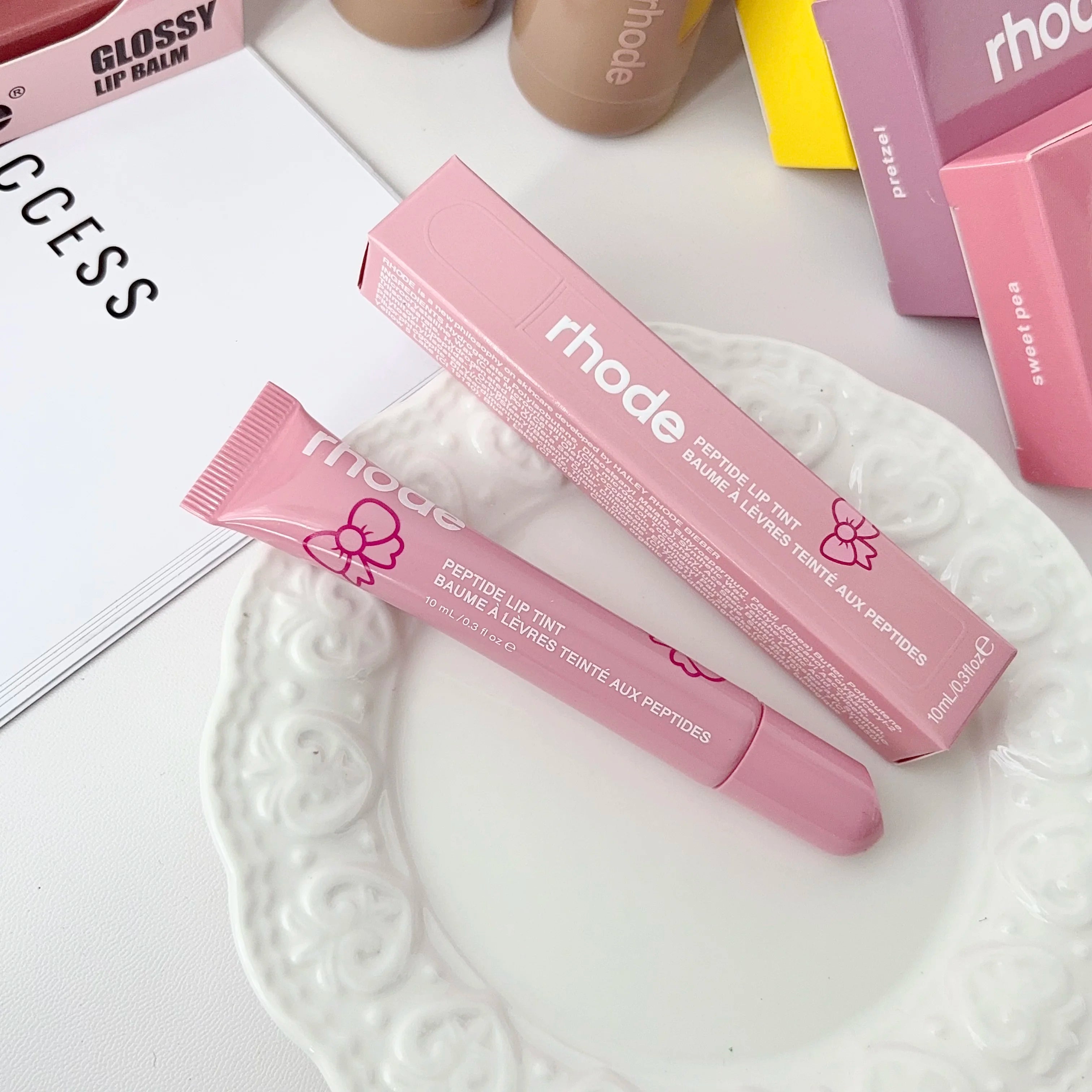 Limited Edition Lip Gloss with MagSafe Lip Holder – Phone Attachment for Quick Touch‑Ups