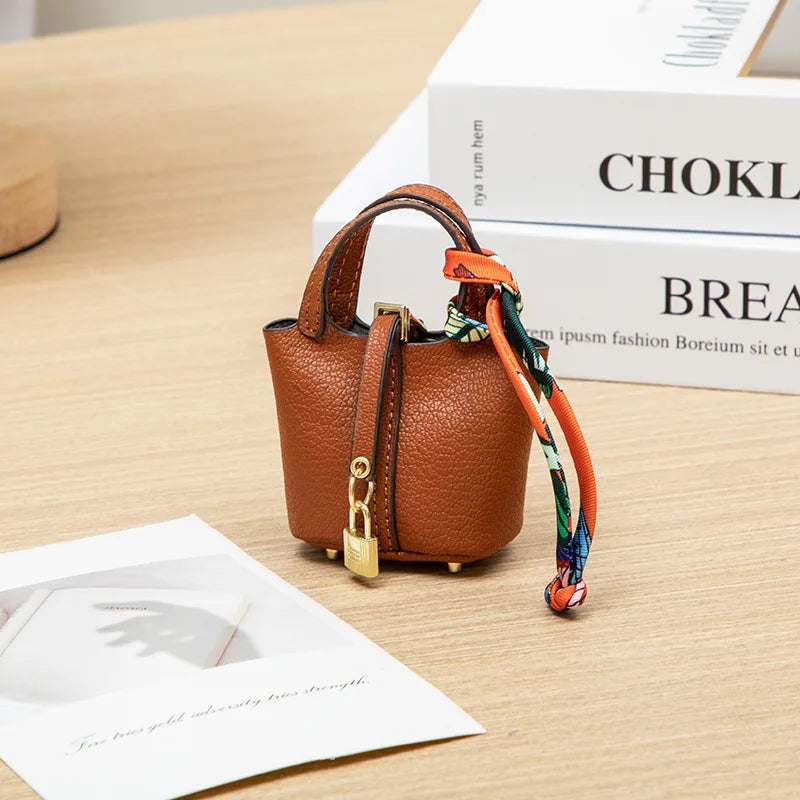 Mini House Leather Small Bag – Portable Handheld & Wrist Rope Mini Wallet for Earbuds, Keys & Essentials
