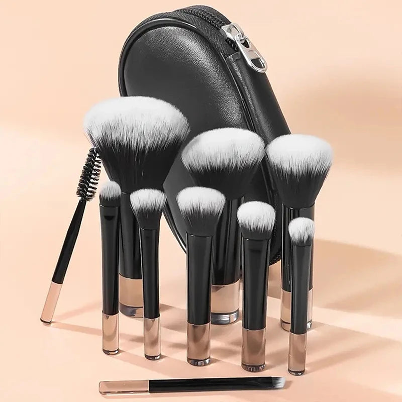 10‑Color Mini Makeup Brush Set – Travel‑Ready Palm Brushes for Daily Beauty