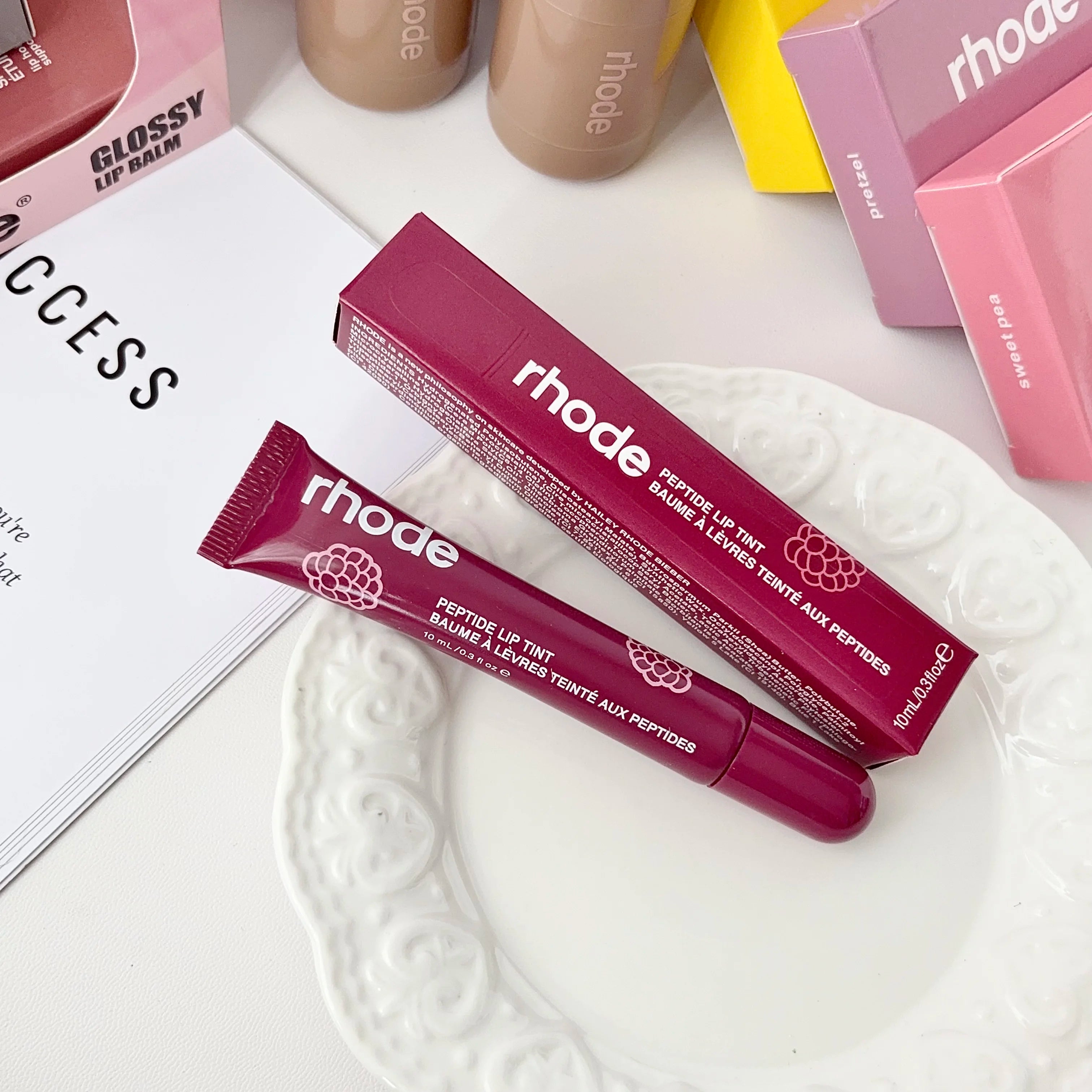 Limited Edition Lip Gloss with MagSafe Lip Holder – Phone Attachment for Quick Touch‑Ups