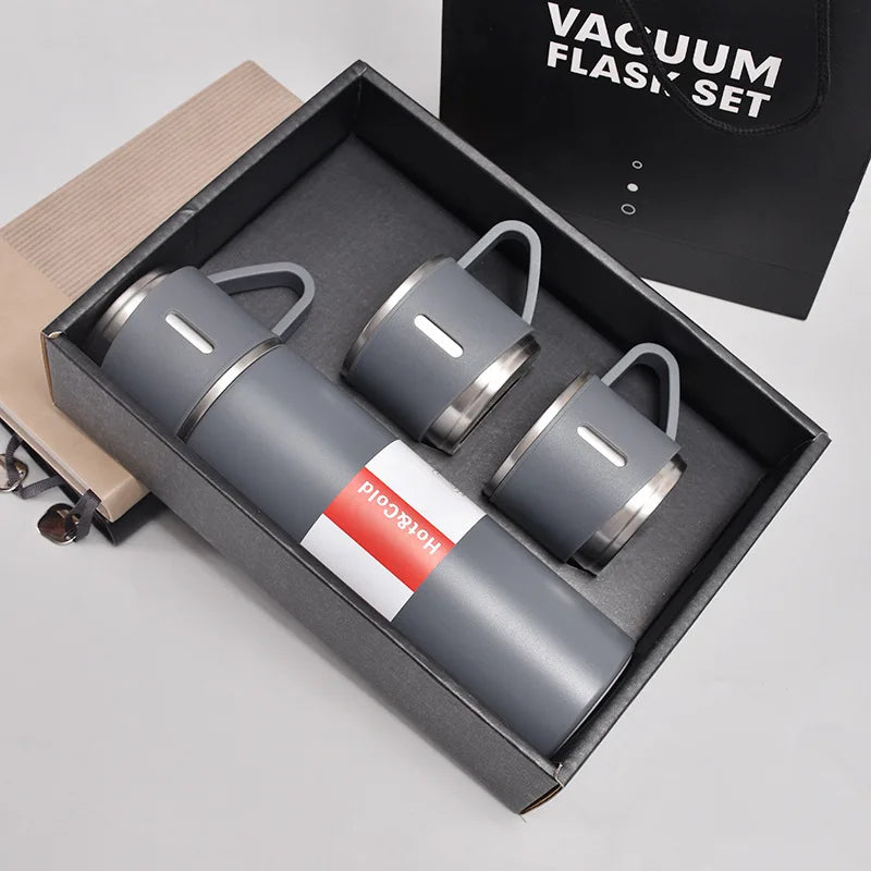 500ml stainless steel vacuum flask in grey gift set with two matching cups in premium black gift box with gift bag
