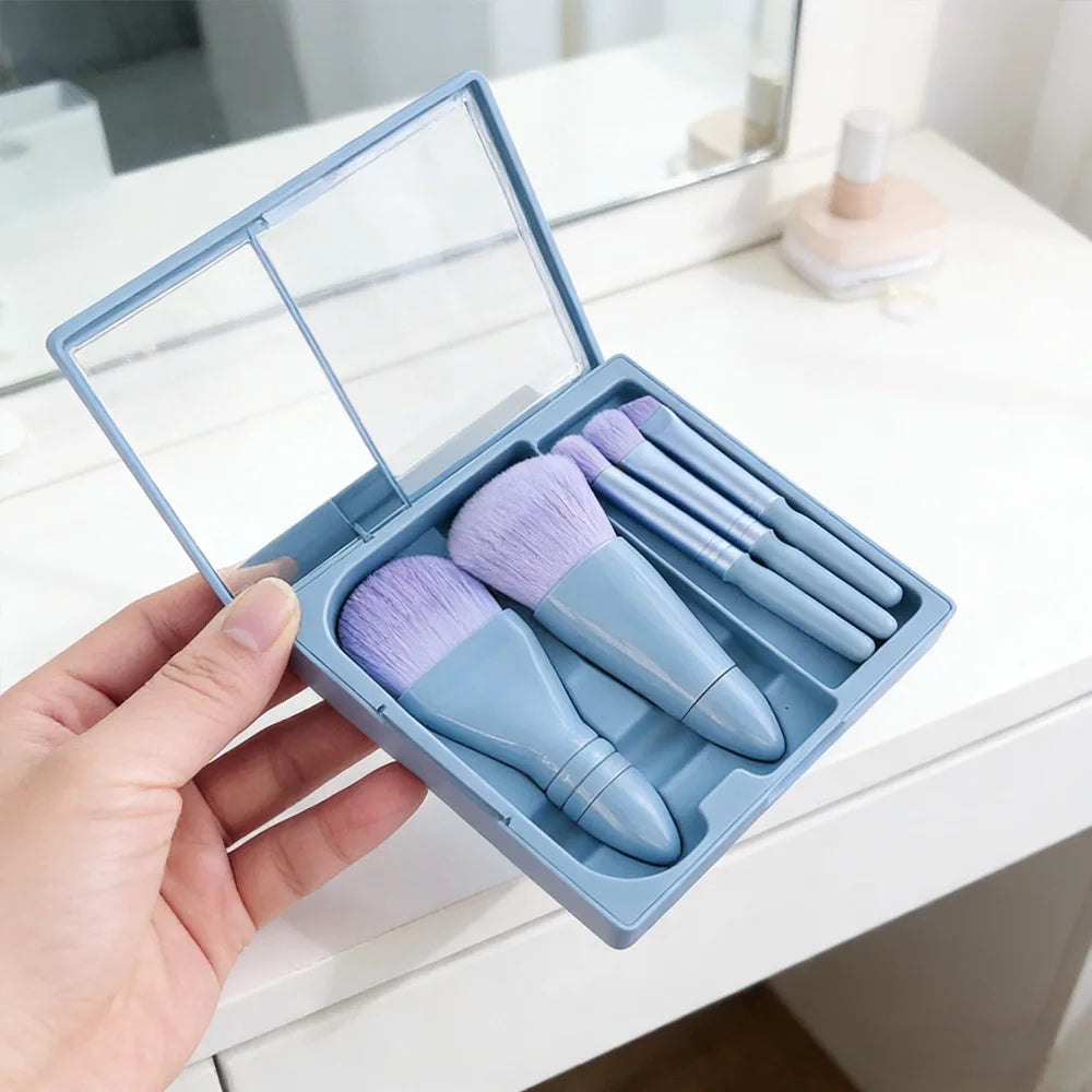 Mini Makeup Brush Set – 5-in-1 with Mirror Travel Kit