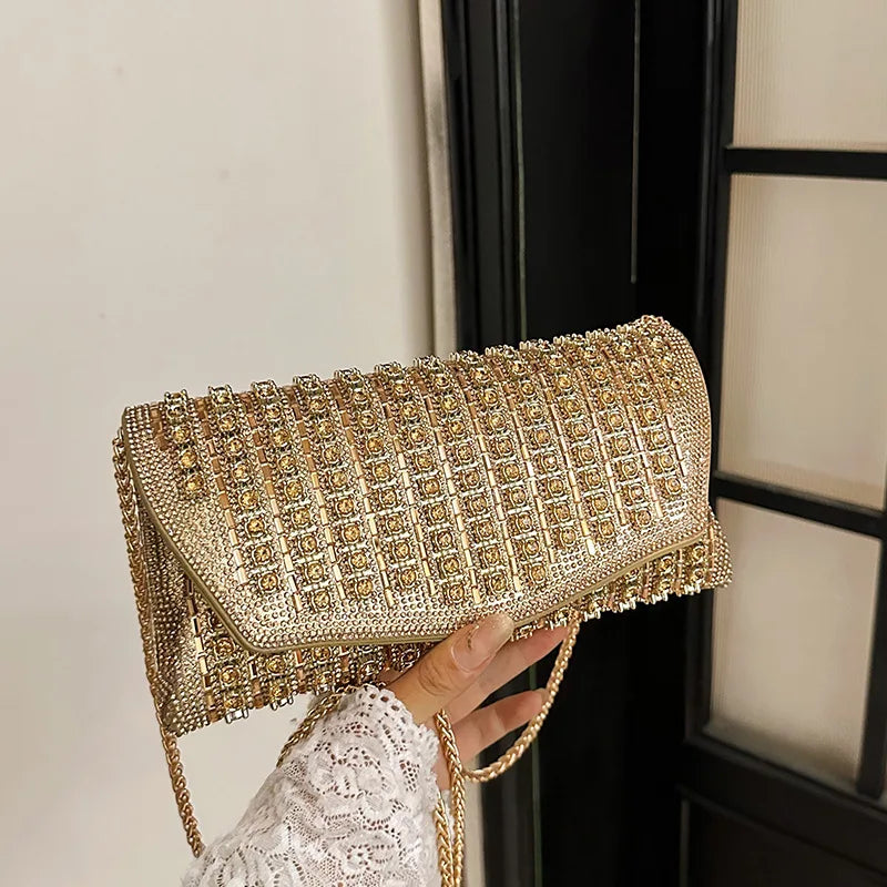 Diamond Shoulder Bag – Luxury Metallic Designer Crossbody for Parties & Glam Fashion