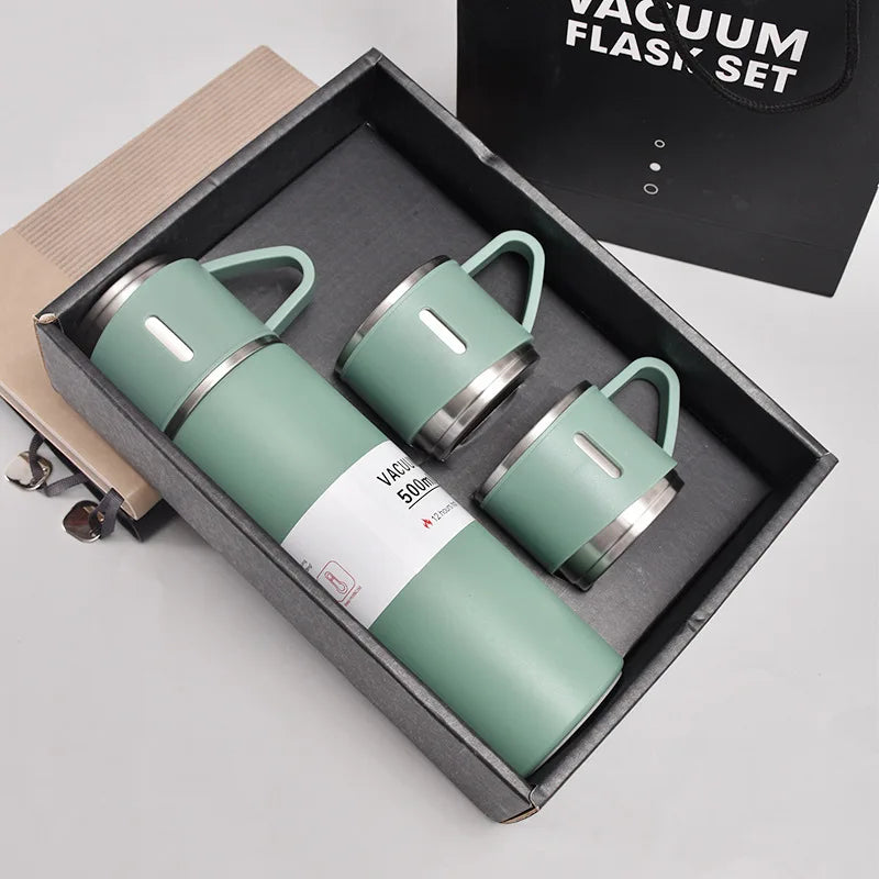 500ml stainless steel vacuum flask in green gift set with two matching cups in premium black gift box with gift bag