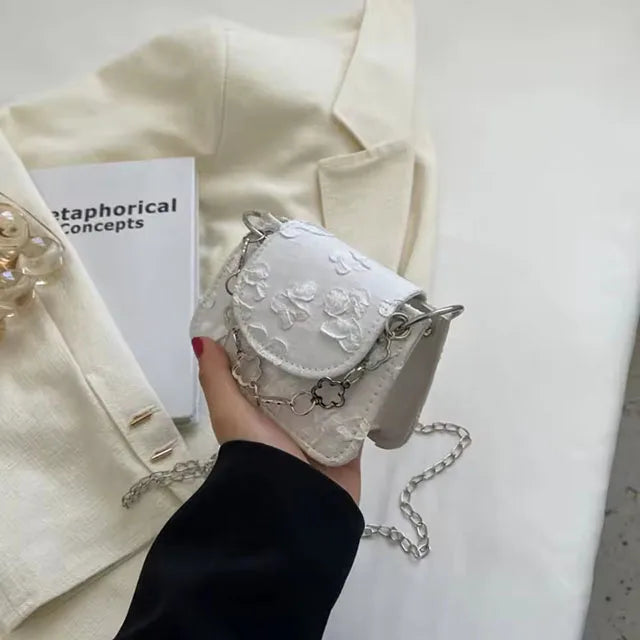 Trendy Retro Mini Handbag for Women – Simple Chain Envelope Crossbody Bag