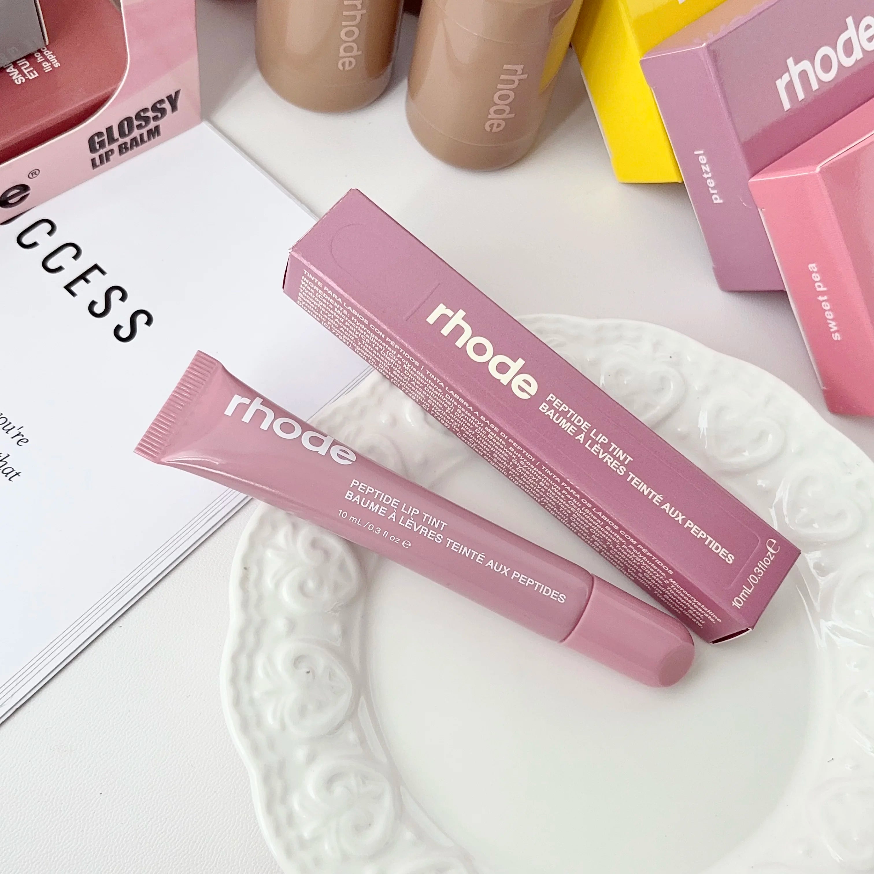 Limited Edition Lip Gloss with MagSafe Lip Holder – Phone Attachment for Quick Touch‑Ups