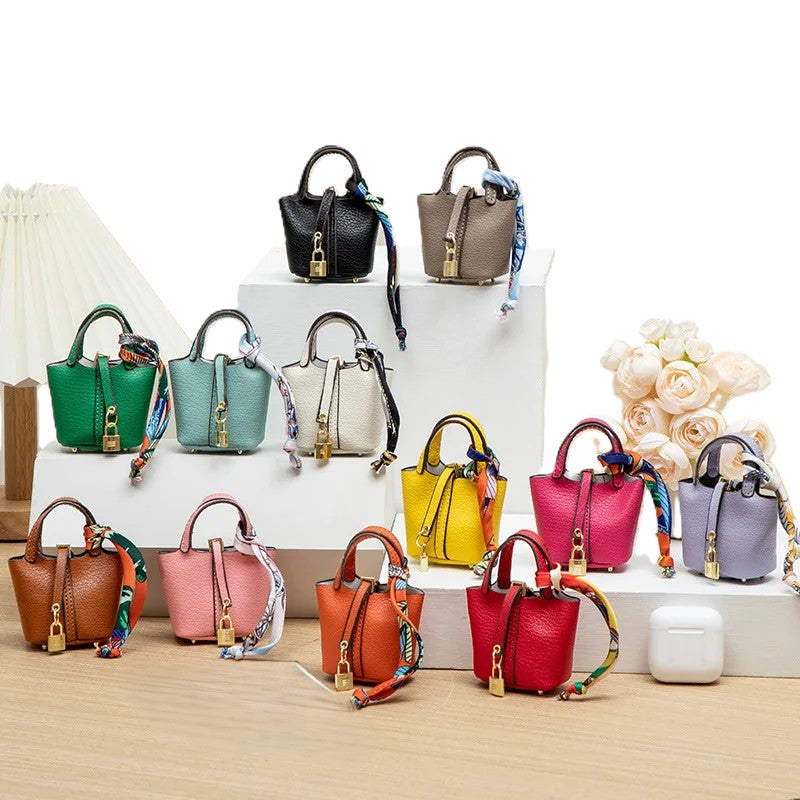 Mini house small bags displayed in all 12 available colours